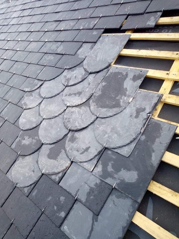 Gros plan sur des ardoises