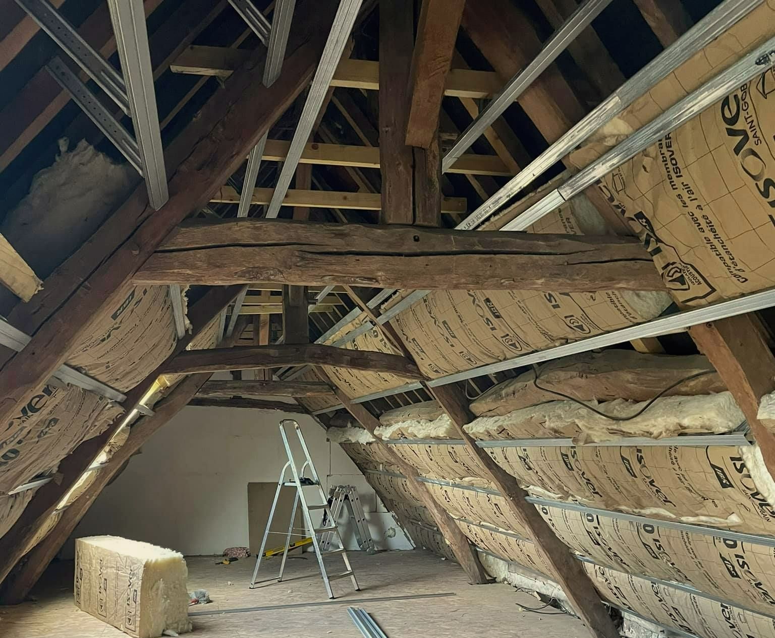 Isolation de combles avec des panneaux