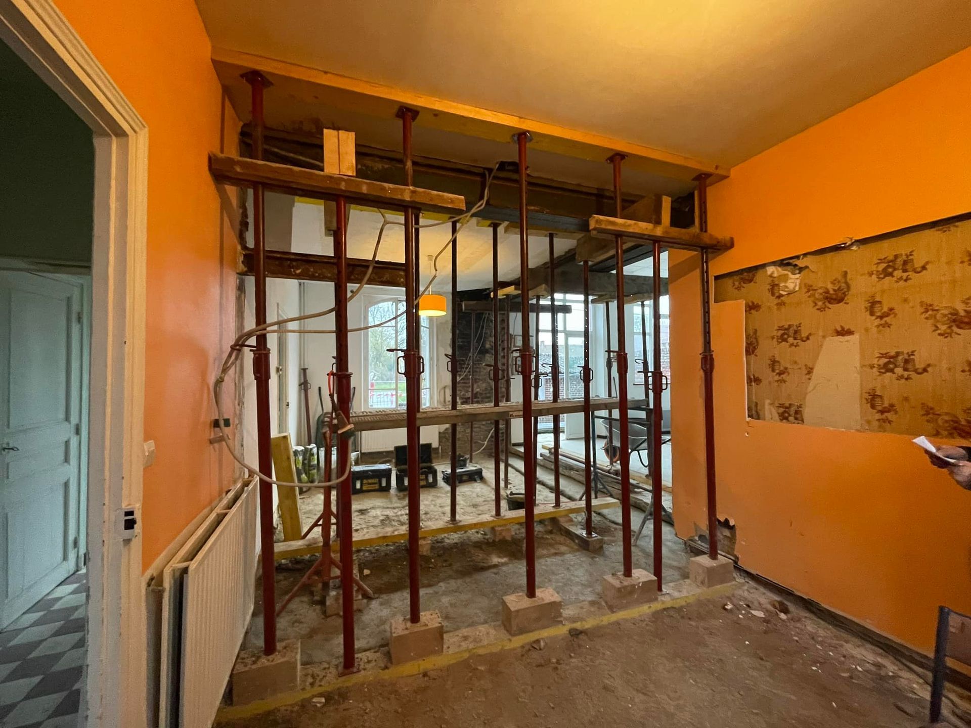 Ouverture d'un mur porteur à l'intérieur d'une maison