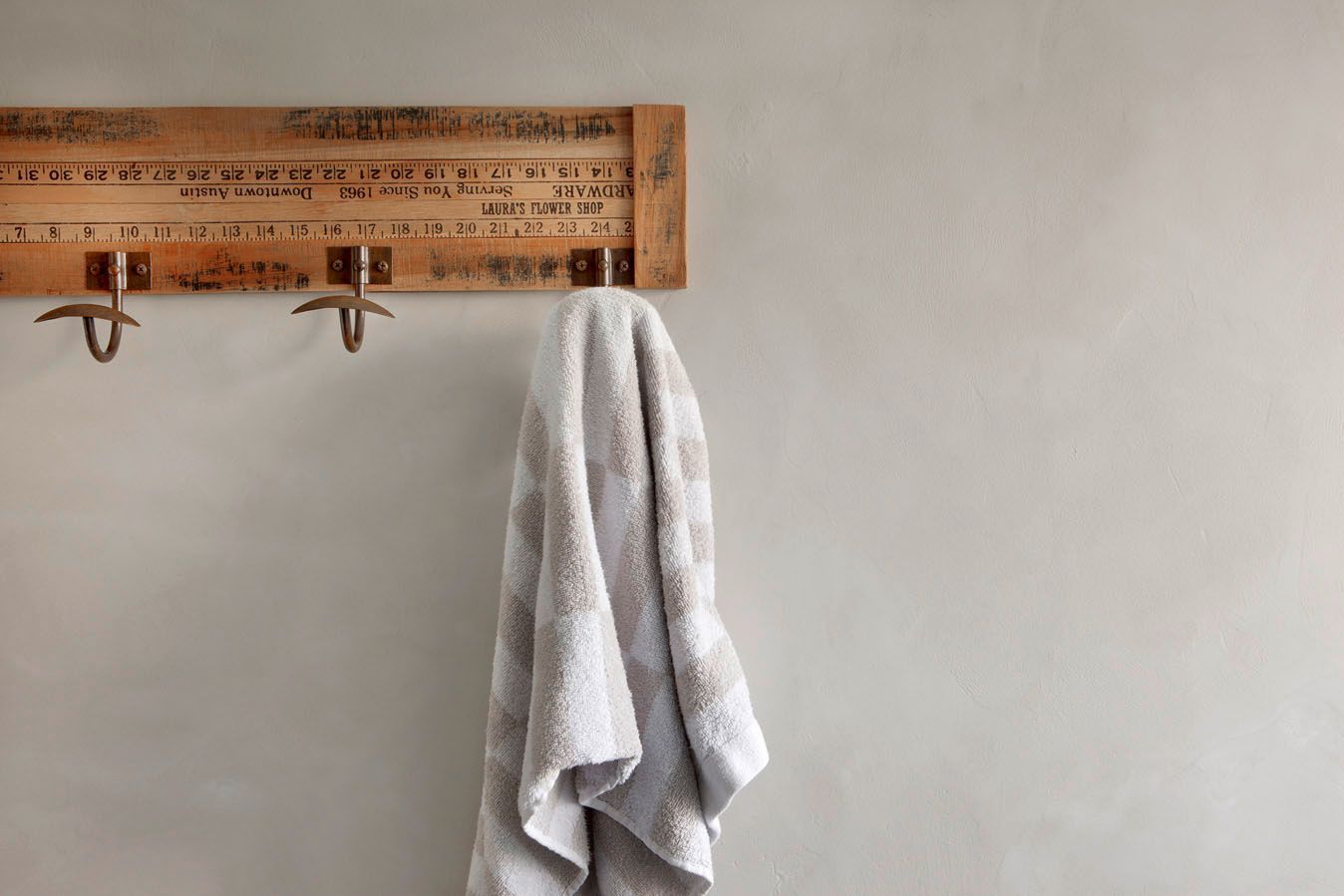 Fugenlose Böden und Wände - NATUROFLOOR - zmaler.ch Simon Wyss - Zürich 4