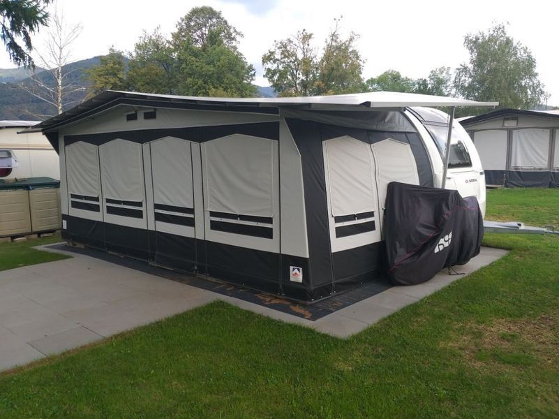 Wohnwagenvorzelt von Tüss GmbH