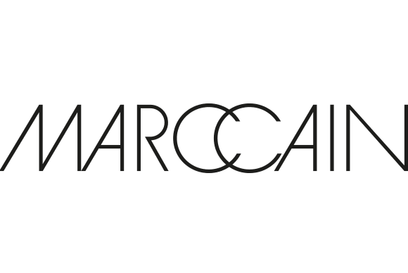 Logotipo da Marccain em texto preto sobre fundo branco. As letras são estilizadas.