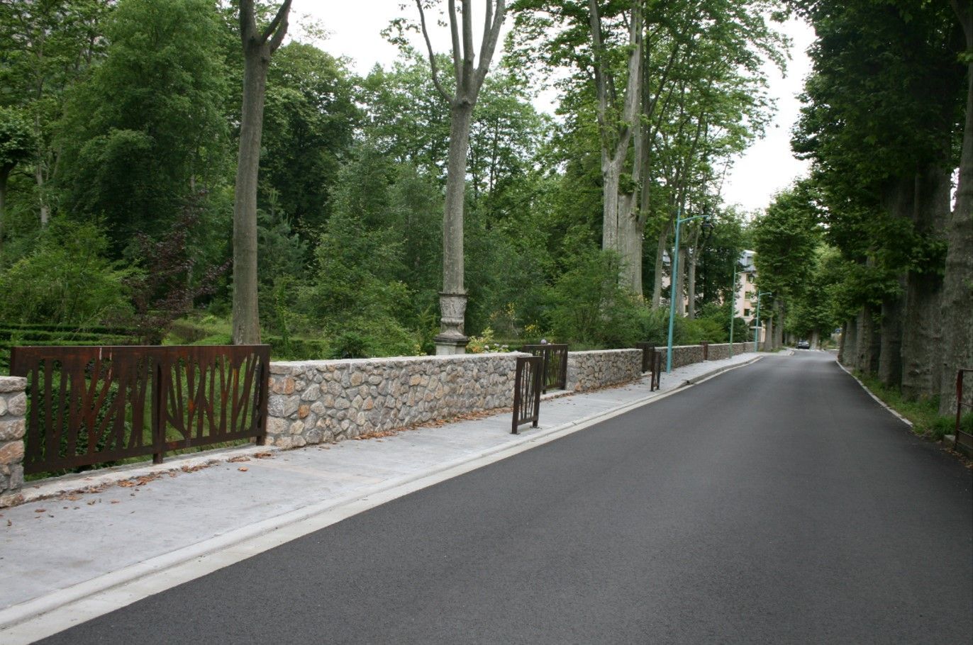 Voirie et trottoir d'Ornolac - après