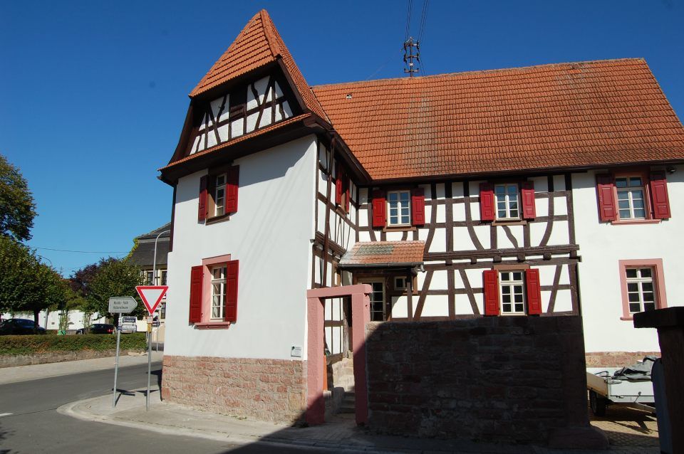 Gebäude der Tierarztpraxis Sina Ellenberger