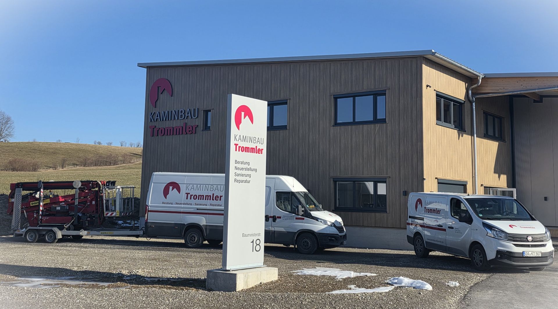 Kaminbau Trommler Bürogebäude