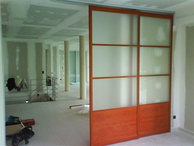Installation de portes coulissantes