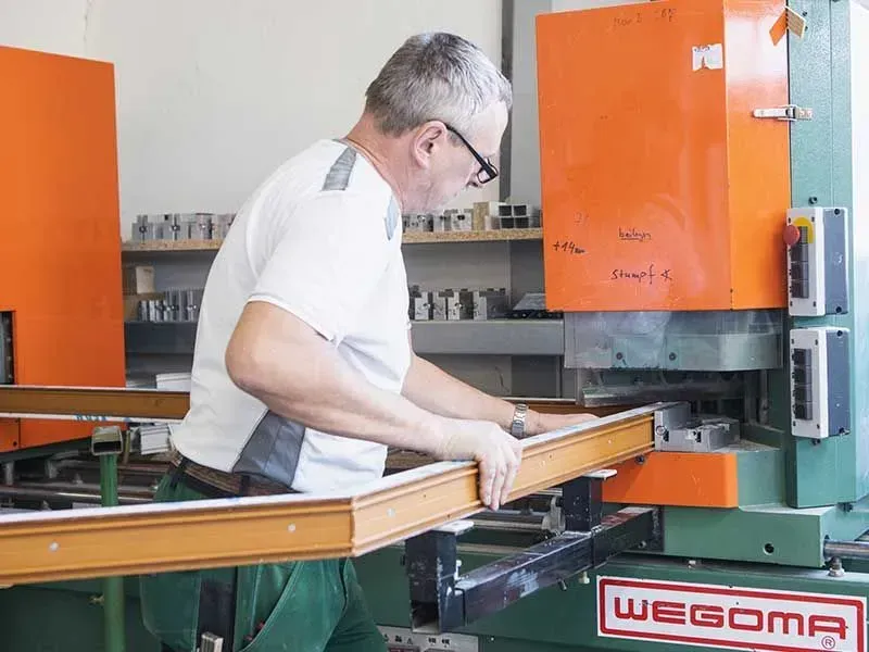 Produktionsarbeit bei Sonnenschutz Kottmar