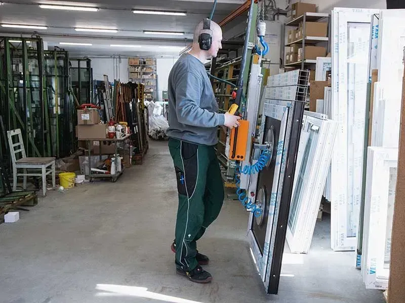 Produktionsarbeit bei Sonnenschutz Kottmar