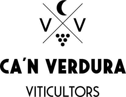 Un logotipo en blanco y negro para los viticultores de Ca'n Verdura.