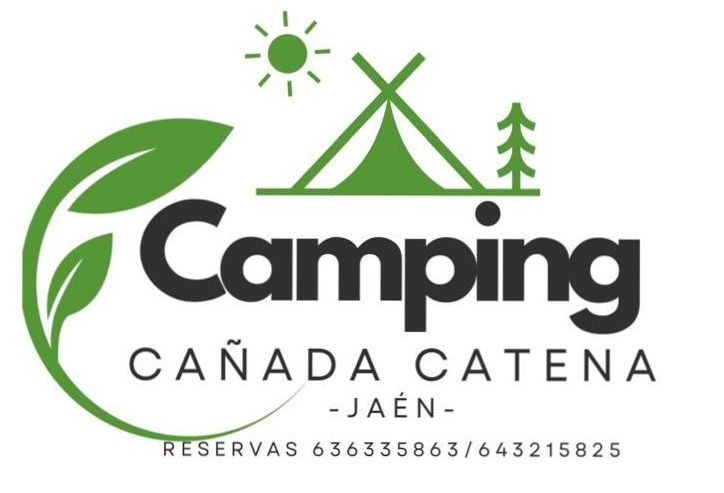 Logotipo: "Camping Ca&ntilde;ada Catena - Ja&eacute;n". Incluye tienda de campa&ntilde;a, hojas, sol y n&uacute;meros de tel&eacute;fono de contacto.
