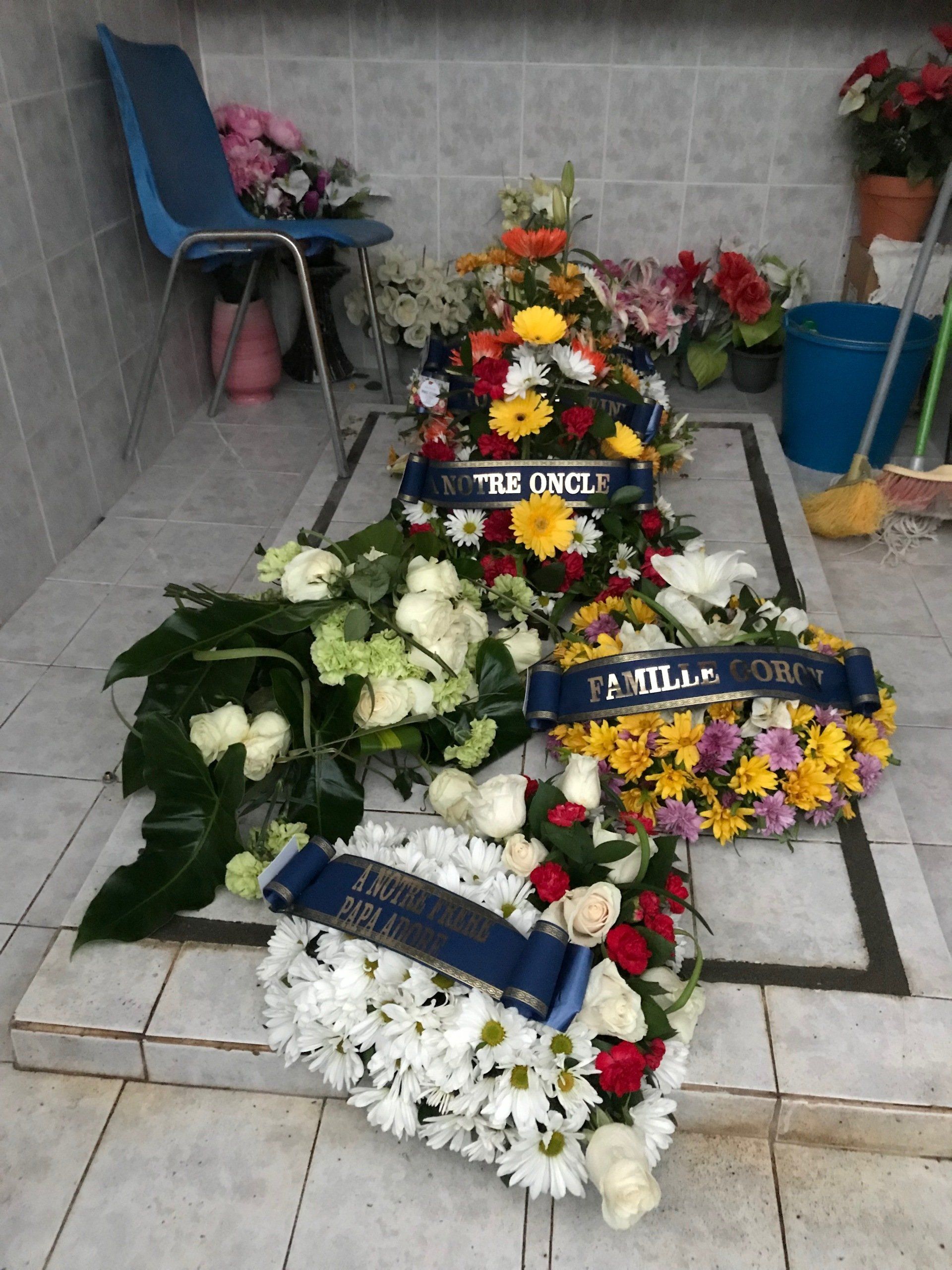 Fleurs de tombe