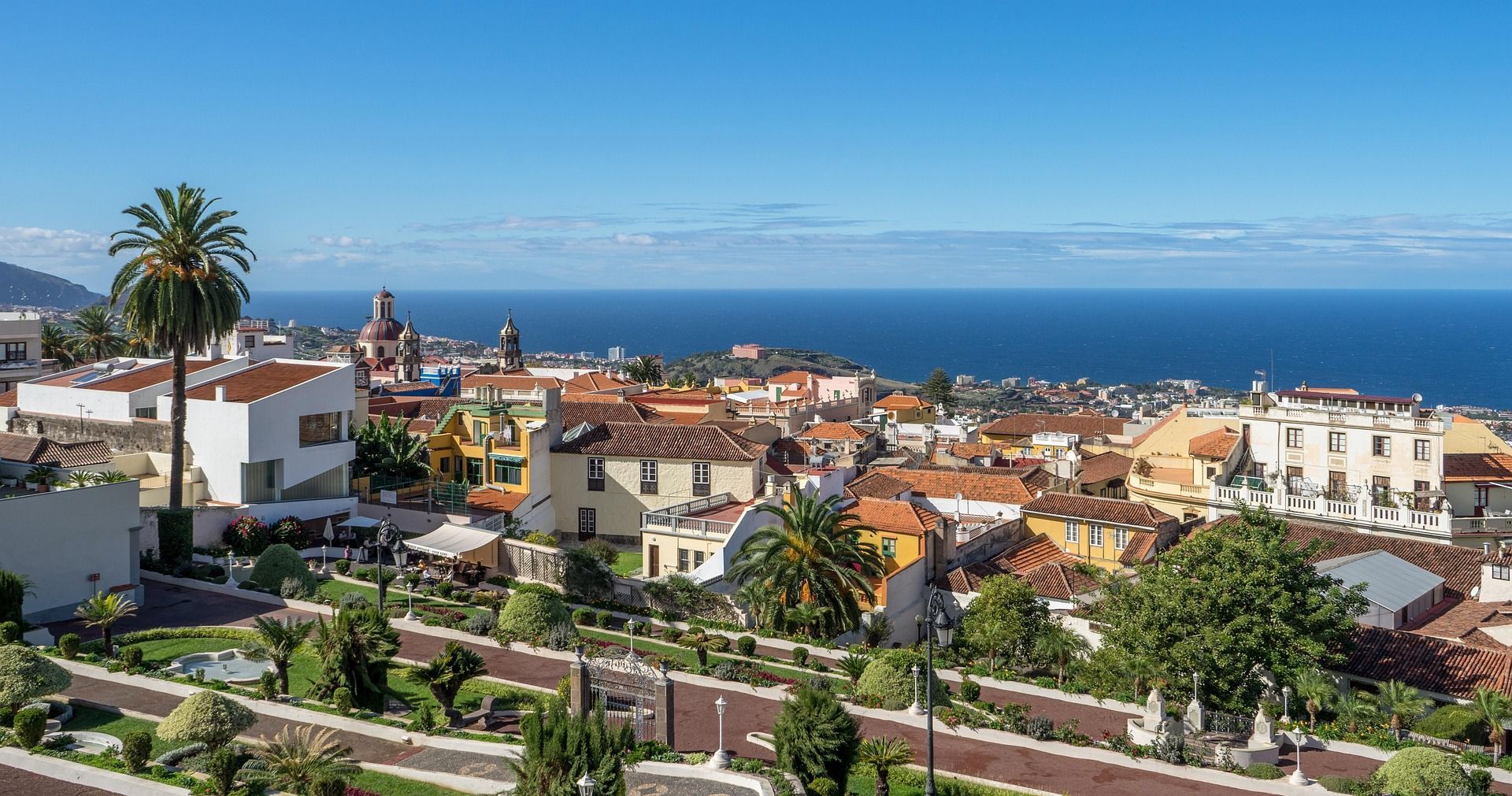 Orotava-Tal mit Blick auf Stadt und Meer