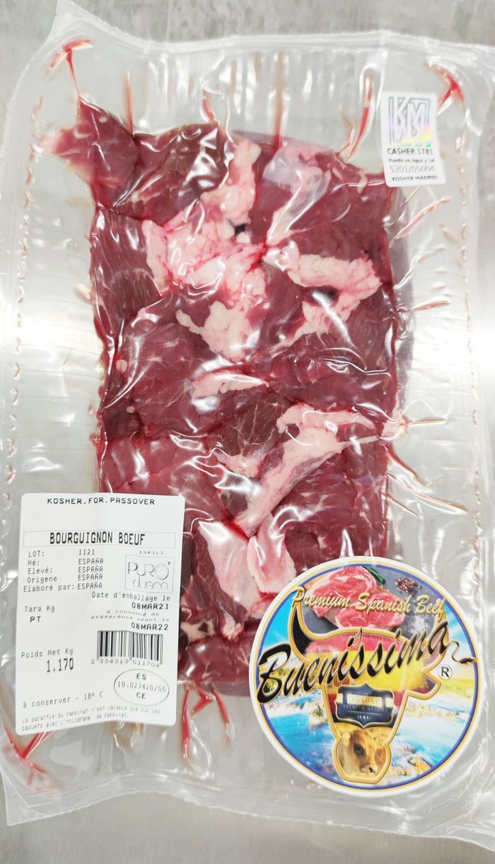 Una bolsa de carne cruda con una etiqueta que dice 'savannah'