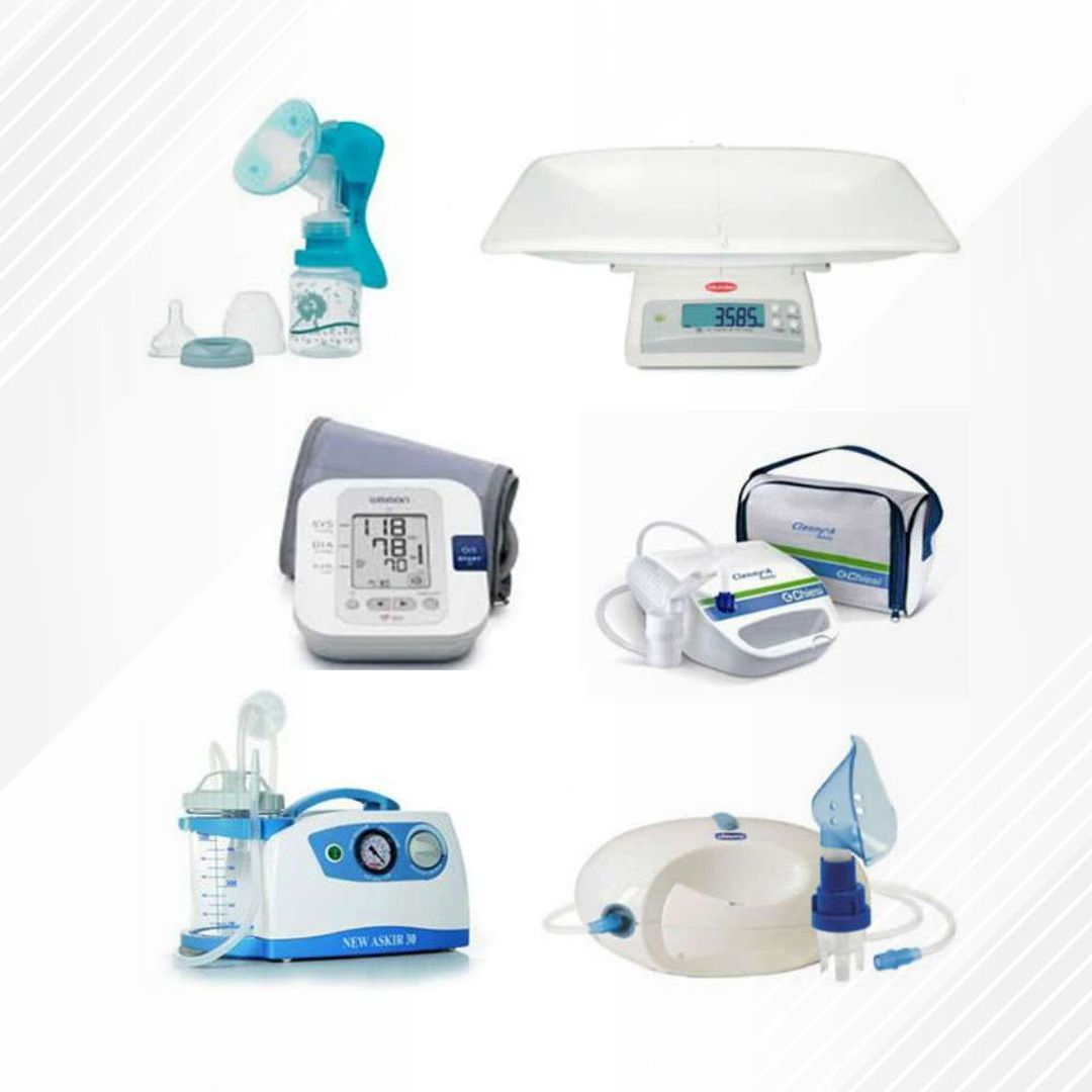 Una collezione di dispositivi medici e per la cura del neonato, tra cui un tiralatte, una bilancia per neonati, un misuratore di pressione sanguigna e degli nebulizzatori.