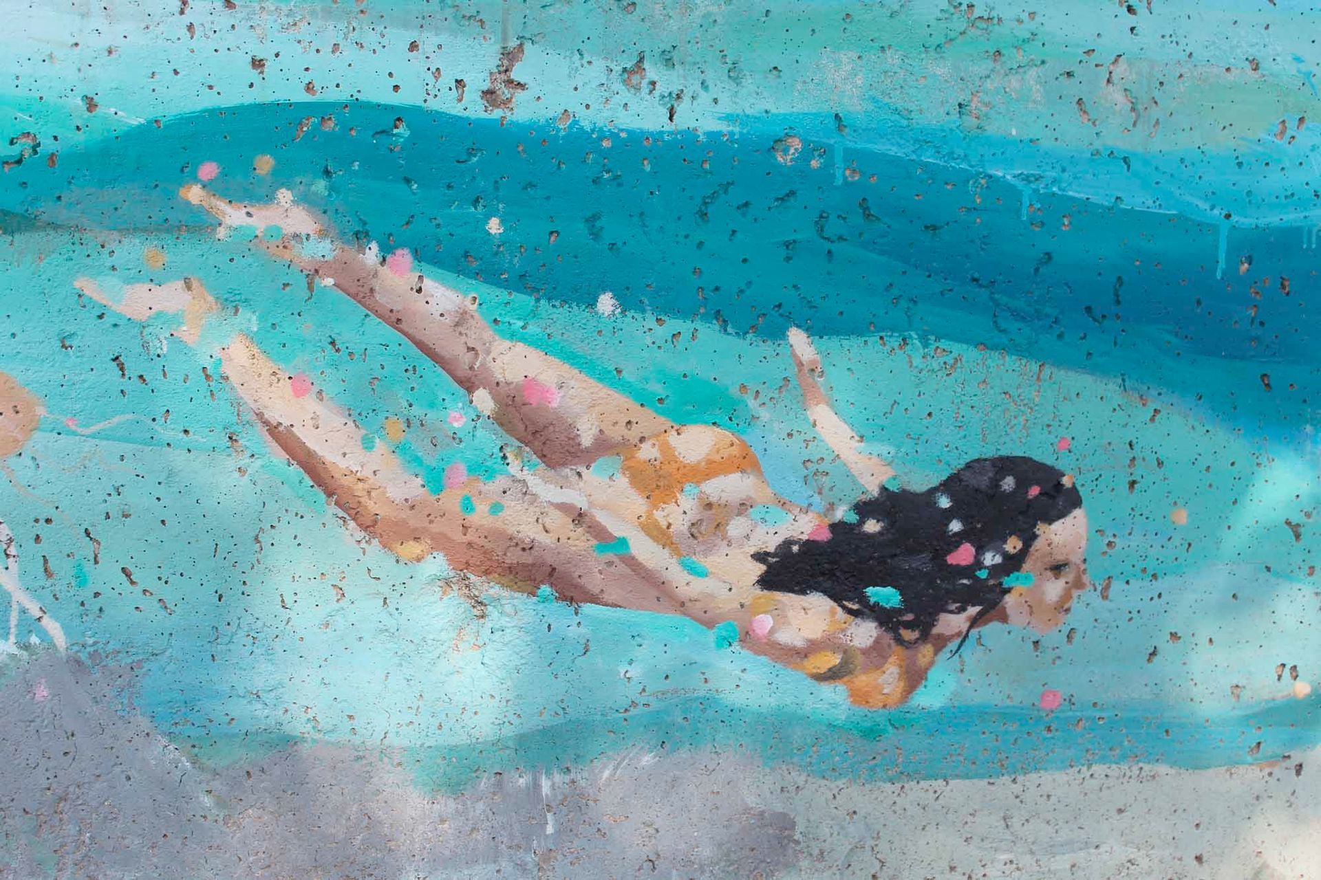 Un cuadro de una mujer nadando en una piscina.