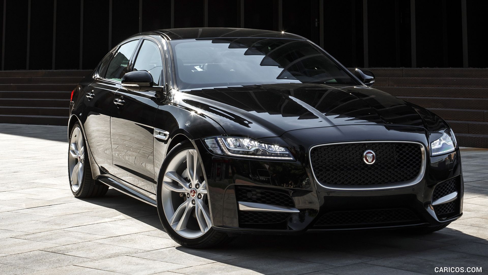 Véhicule Jaguar de luxe