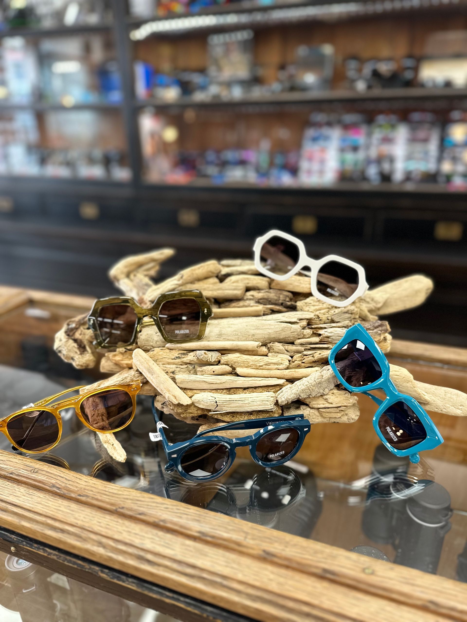 Vers la page Examen de la vue. Extérieur du magasin.