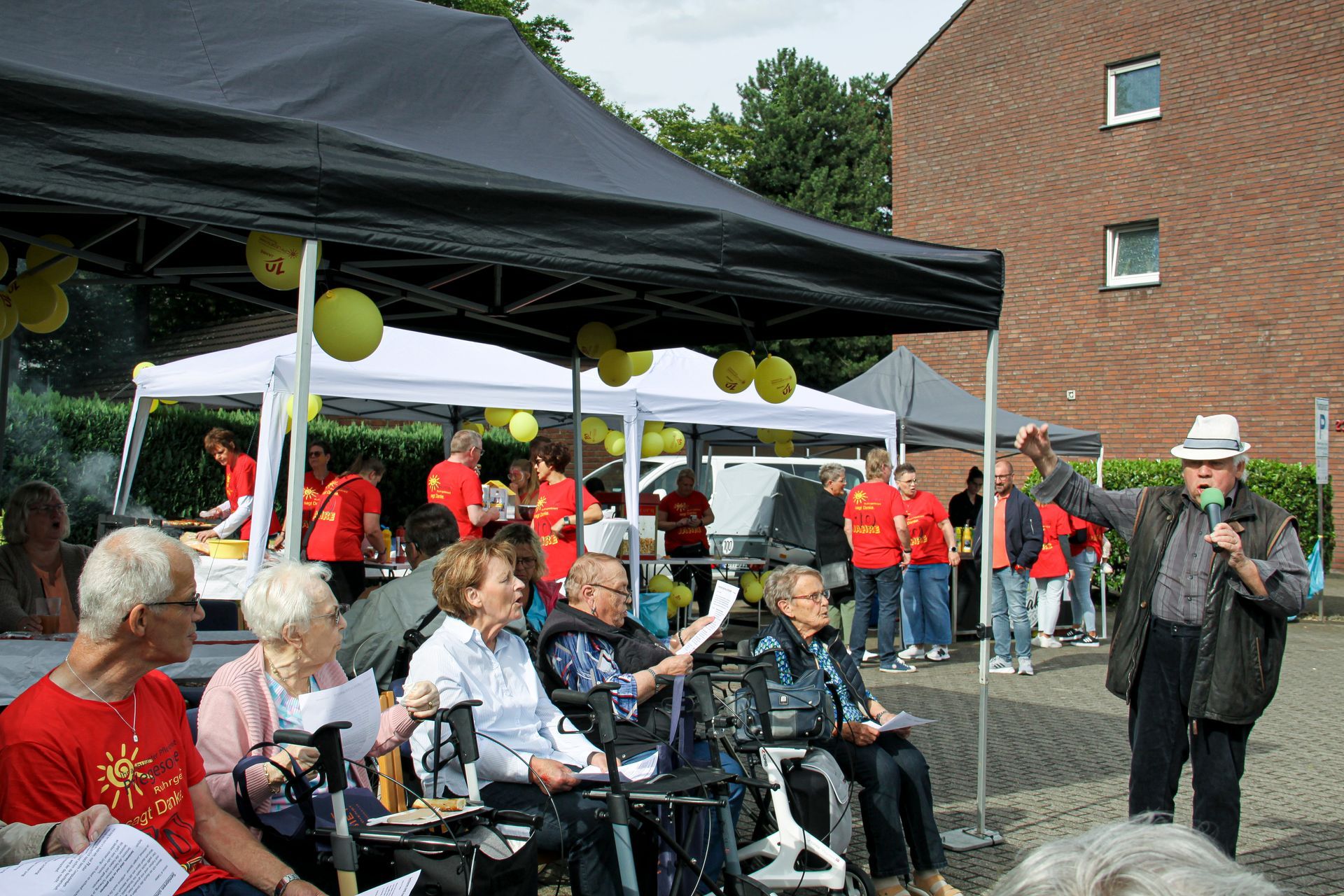 Rentner bei Veranstaltung