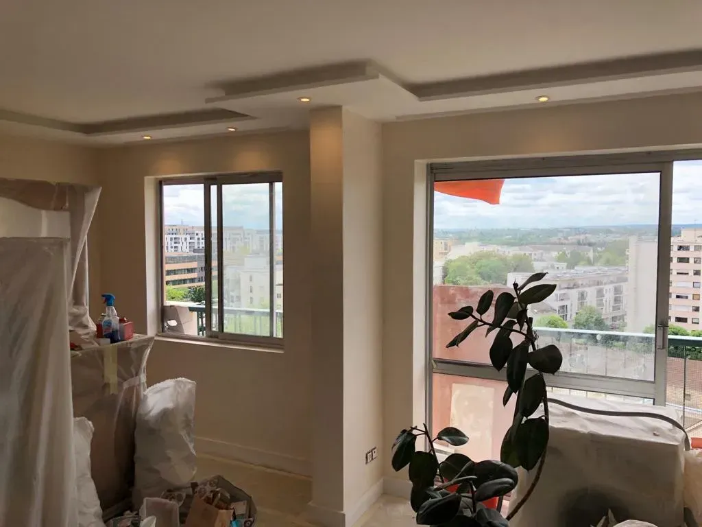 Vue intérieure d'un appartement en travaux