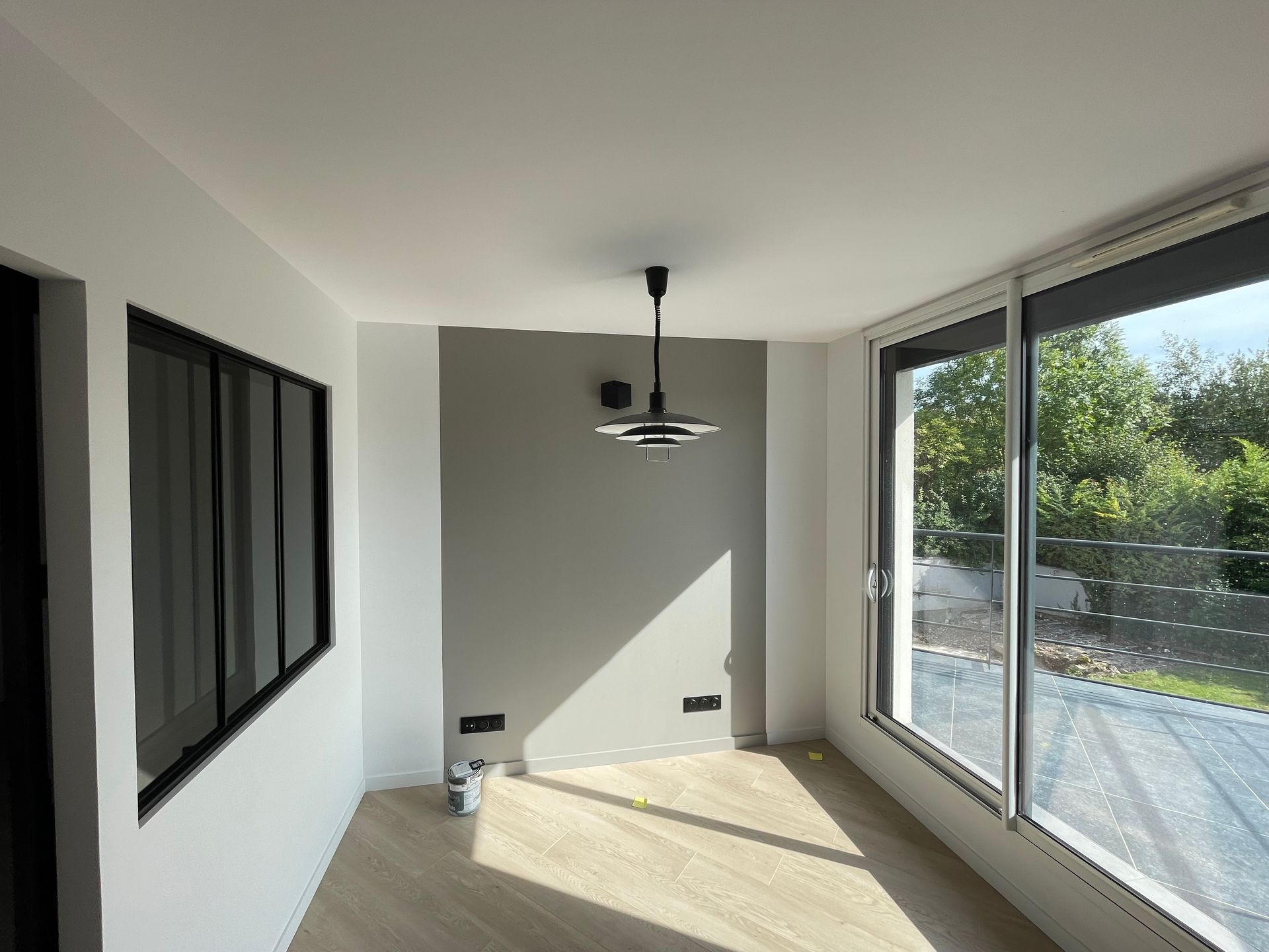 Avant/après rénovation d'un salon