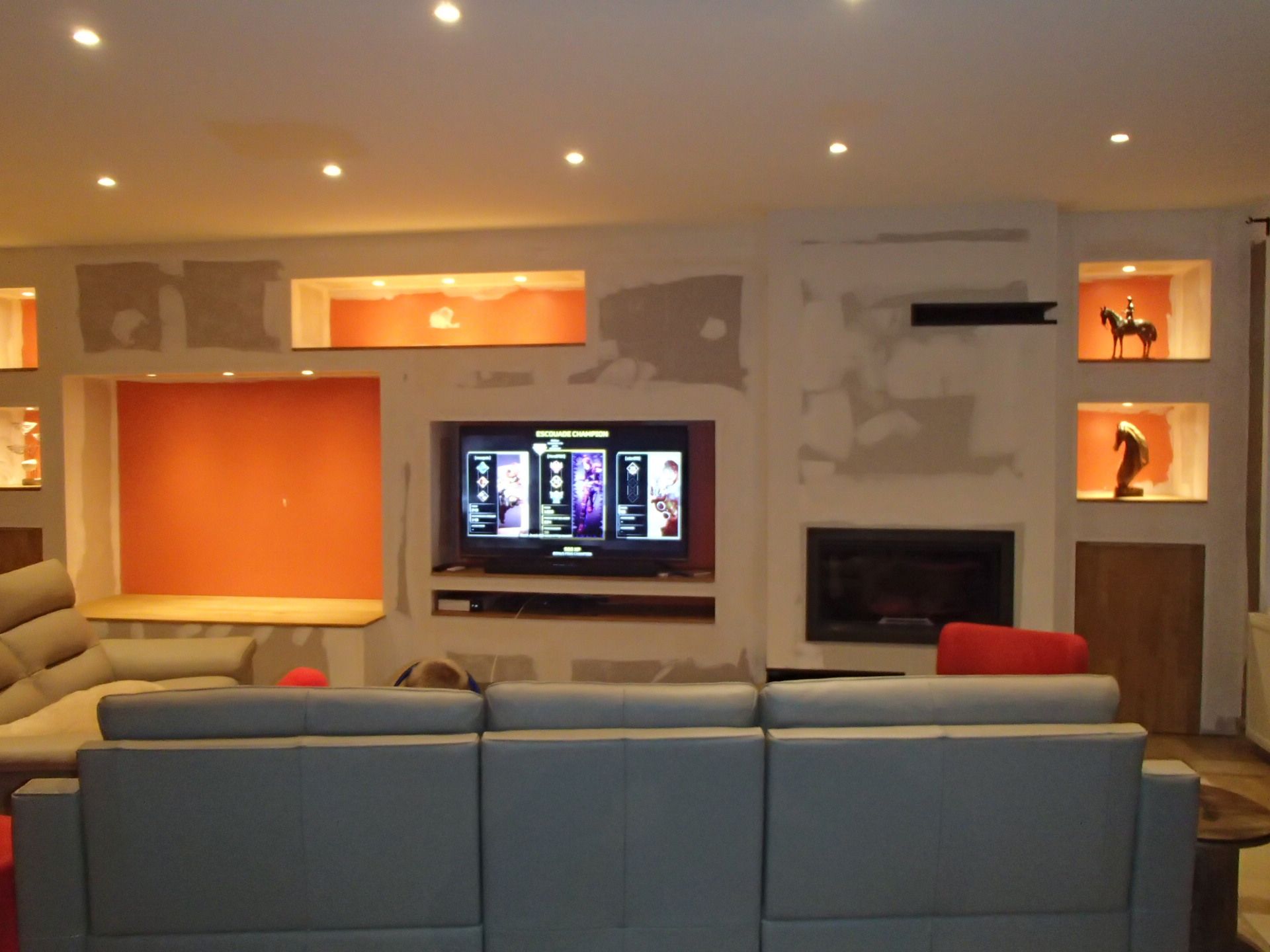 Rénovation de salon avec la création de coffrage et la pose de cloisons