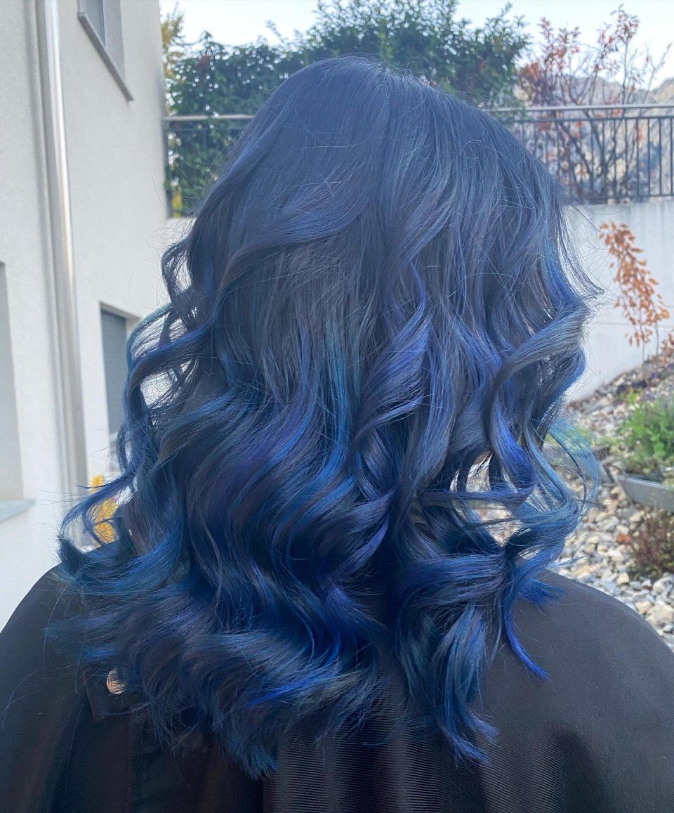 Aux Mains d'Argent, Follonier Marlène