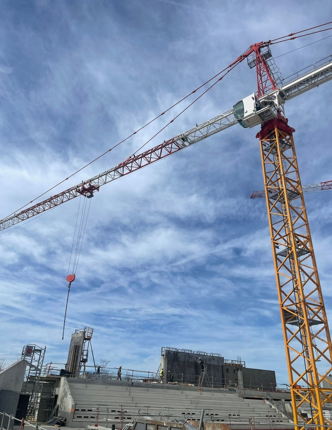 Grue pour travaux extérieurs