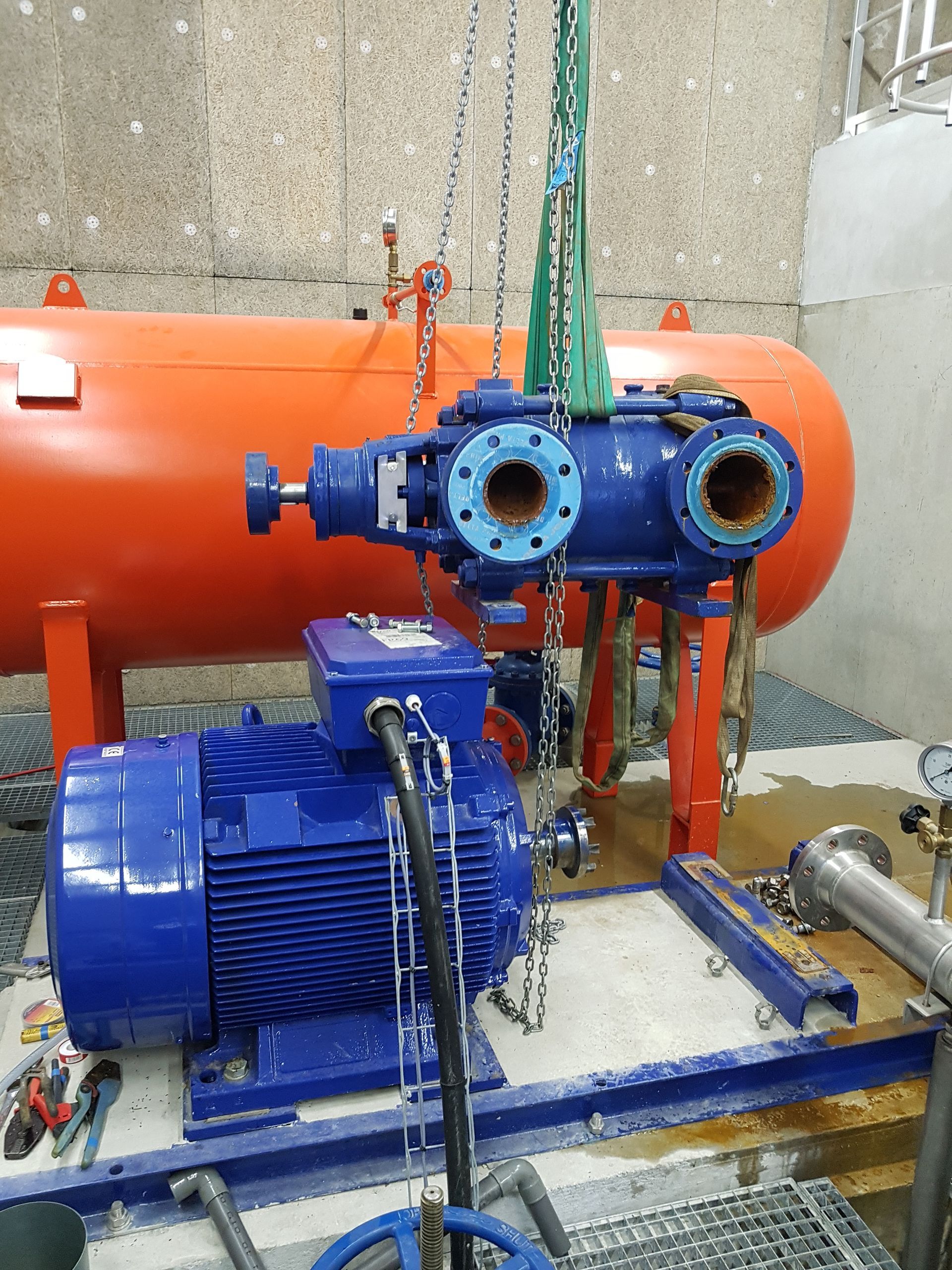 Pompe pour distribution d'eau potable