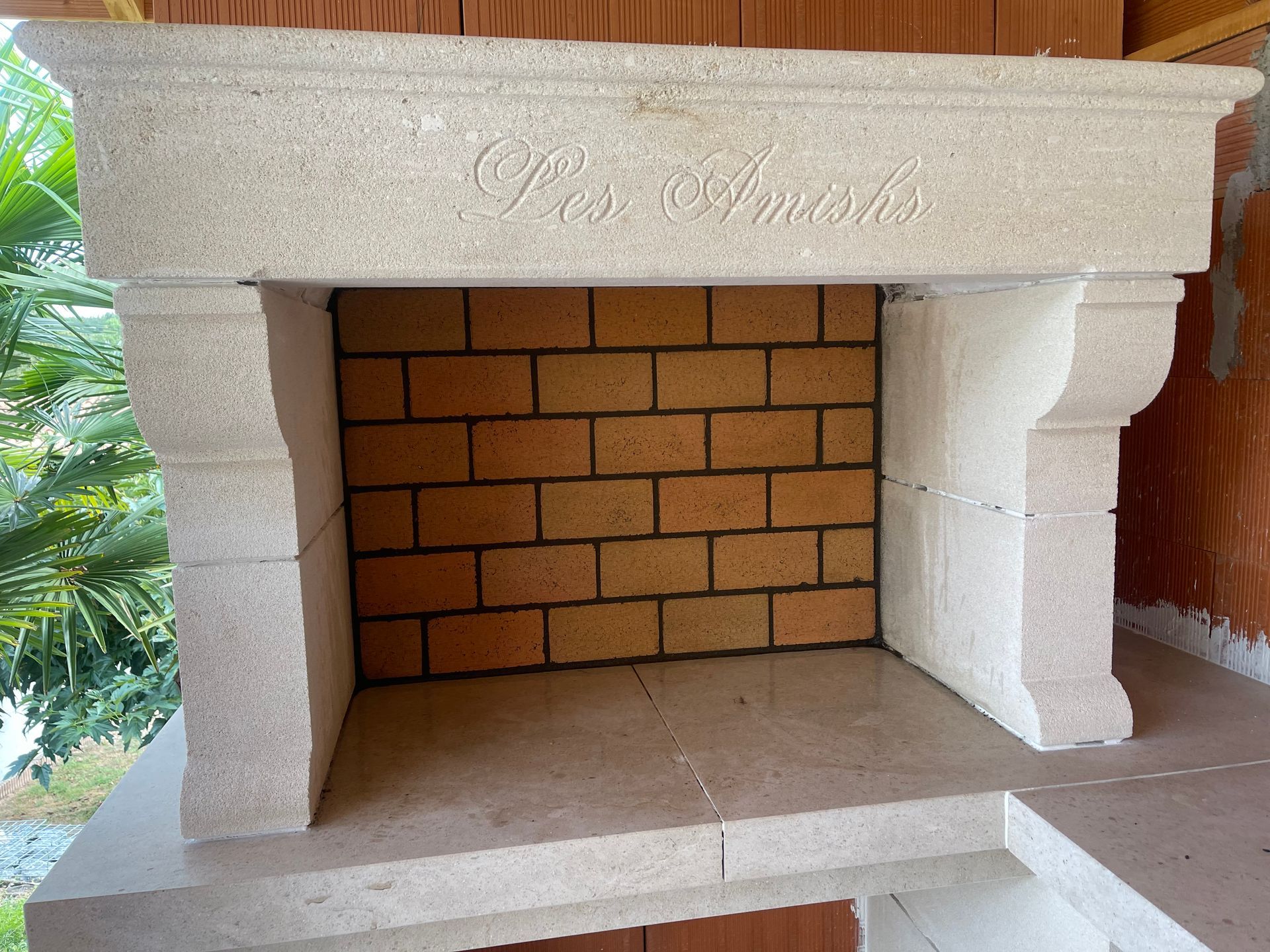 Cheminée en pierre avec