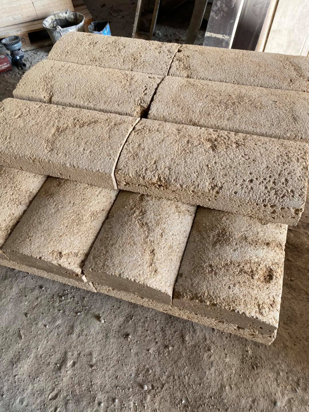 Margelles en pierre pour bassin