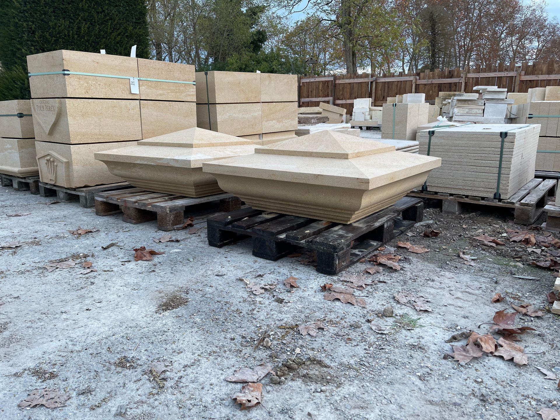 Carrière de pierre avec gravure