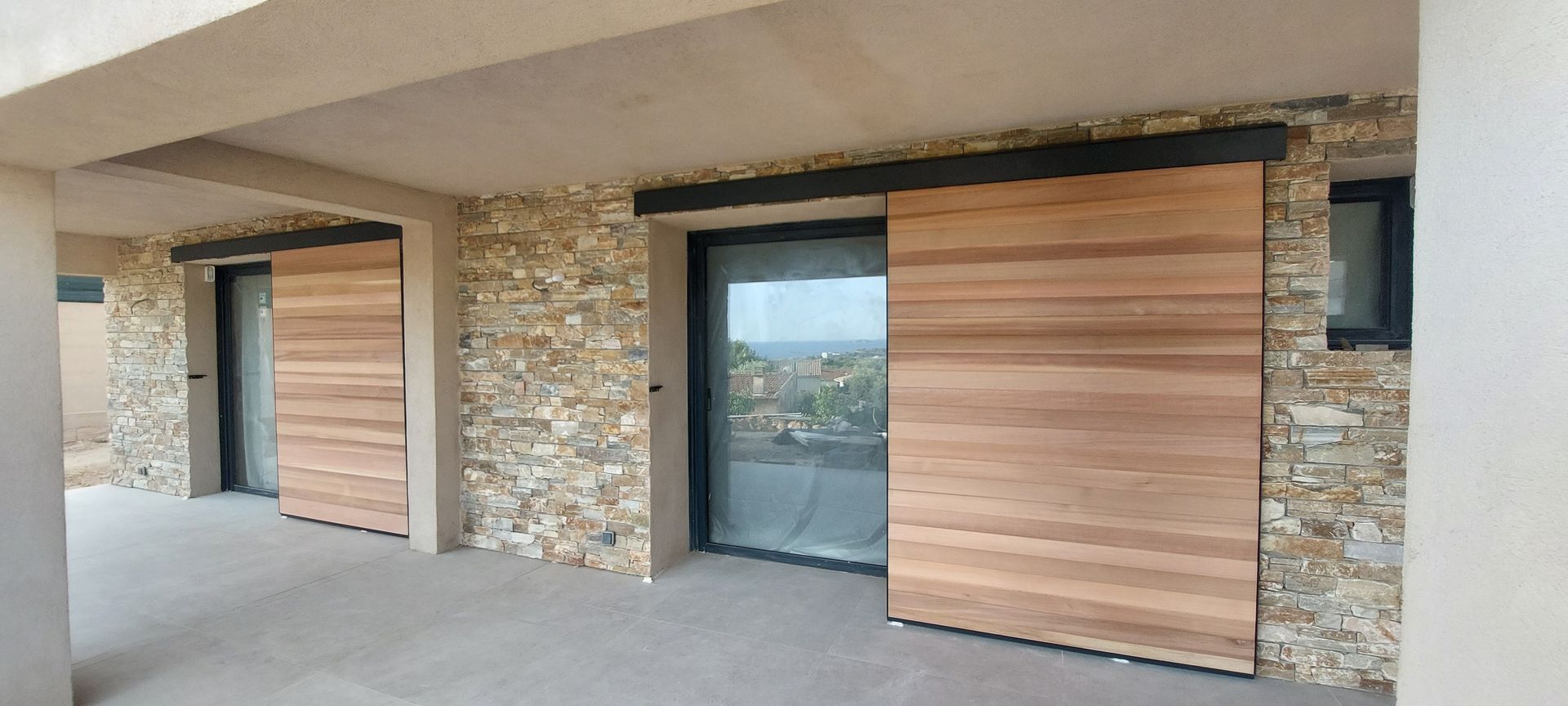 Porte-fenêtres modernes