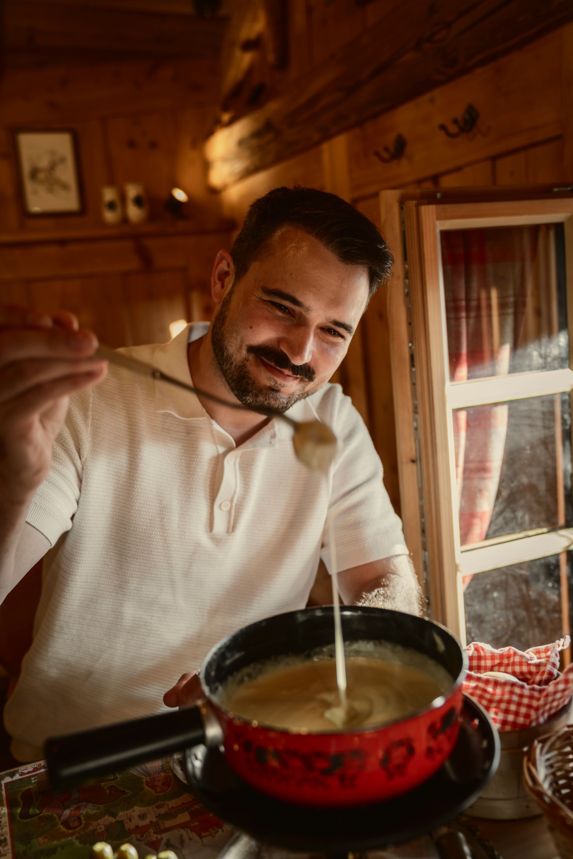Markus mit Käsefondue