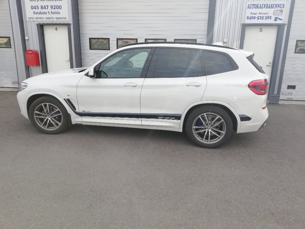 Autokalvoasennus Tomi Monto