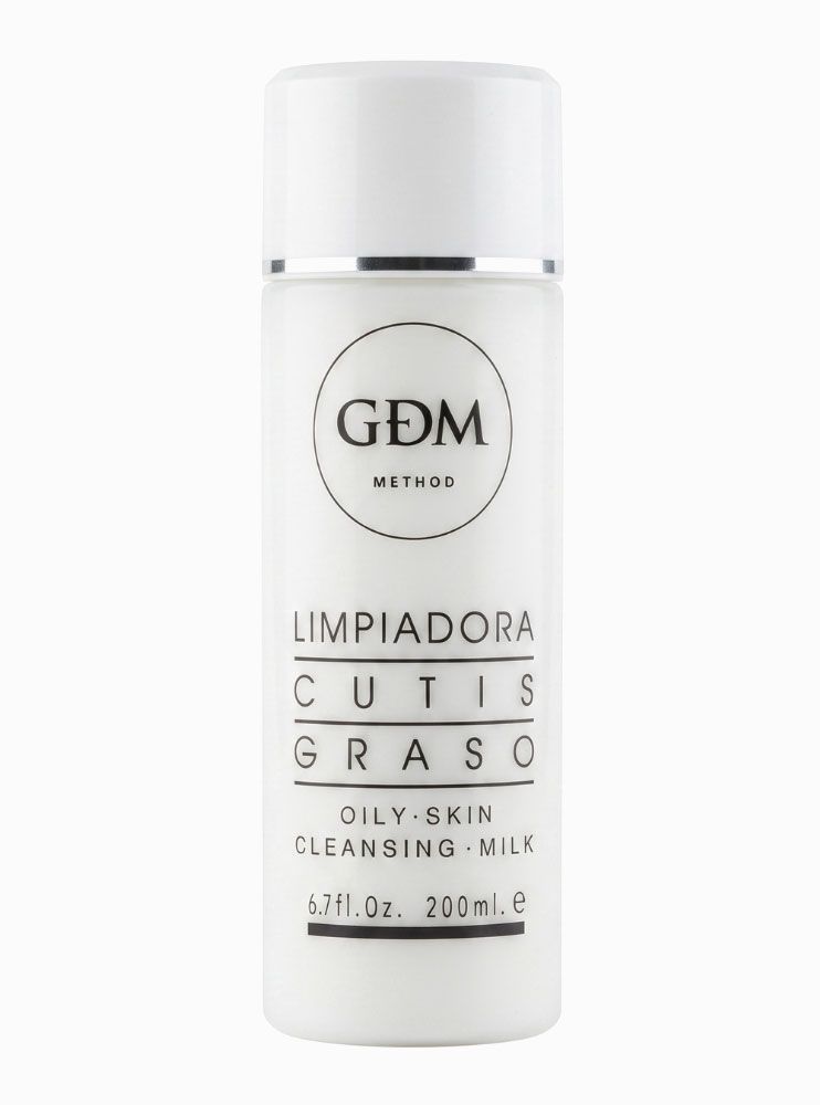 Botella blanca de limpiador GDM etiquetada como “Limpadora Cutis Graso” para piel grasa, 4.11 oz/120 ml