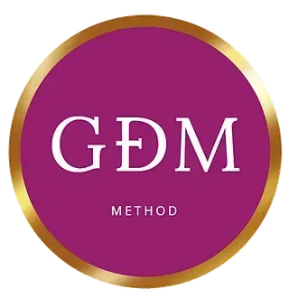 Un logotipo para el método gdm en un círculo morado.