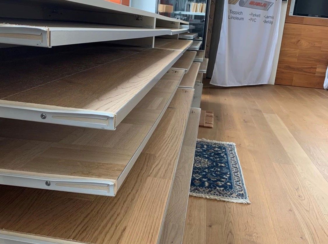 Showroom Bodenbeläge Wandbeläge - Bodenbeläge Musliu AG - Oberglatt ZH