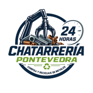 Logo de Chatarrer&iacute;a Pontevedra, con gr&uacute;a, &ldquo;24 horas&rdquo; y compra y reciclaje de metales.