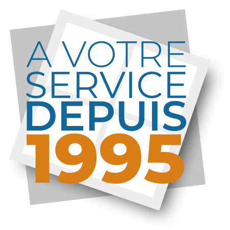 Logo : « A votre service depuis 1995 » en texte bleu et orange sur une pile de carrés blancs et gris