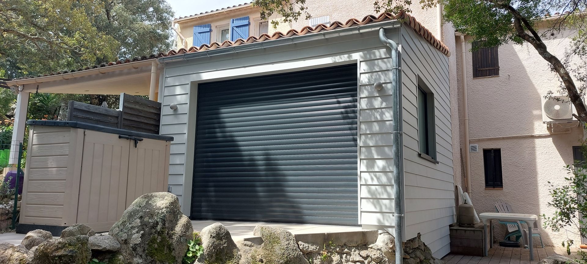 porte de garage roulante motorisée