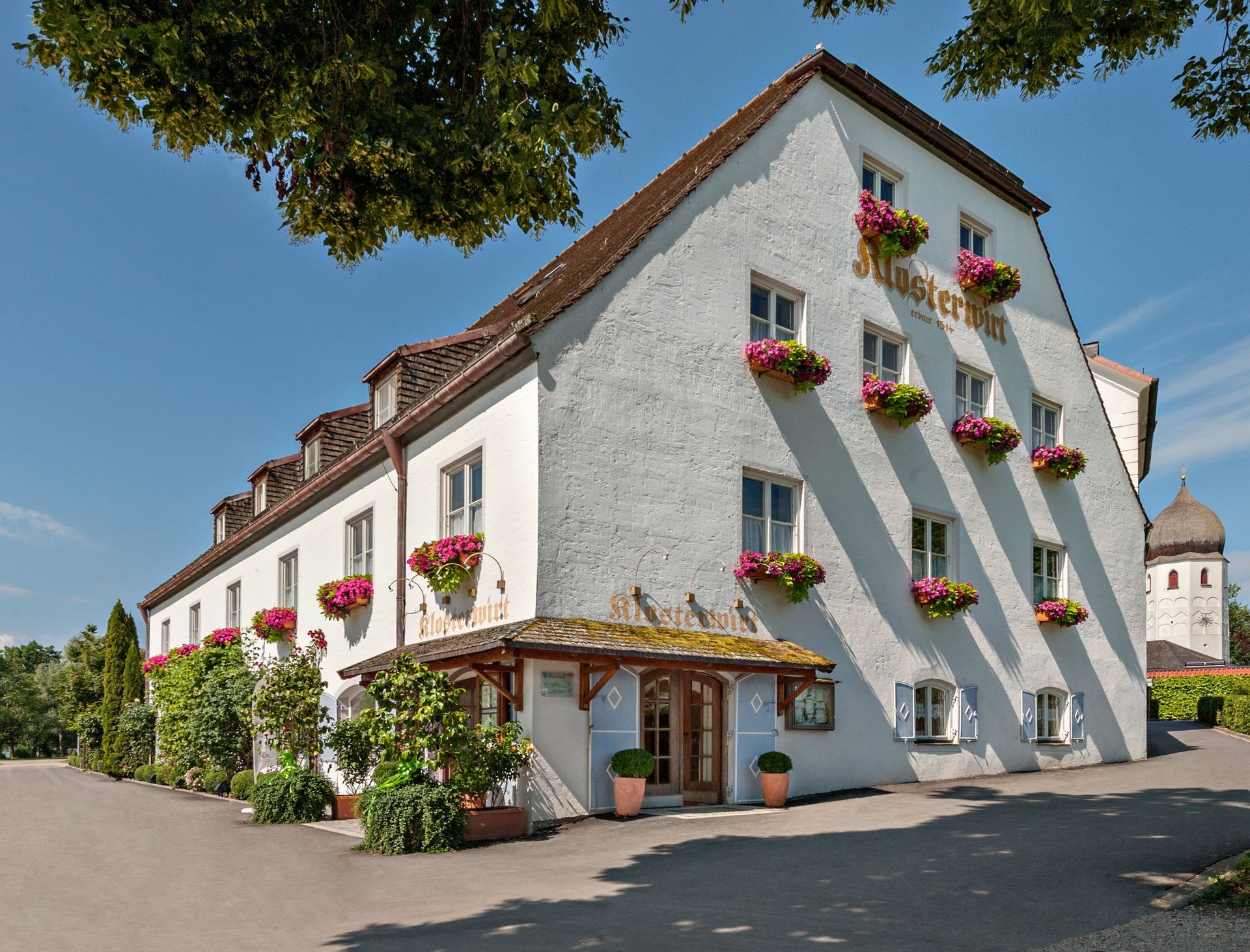 Klosterwirt Gebäude Außenaufnahme