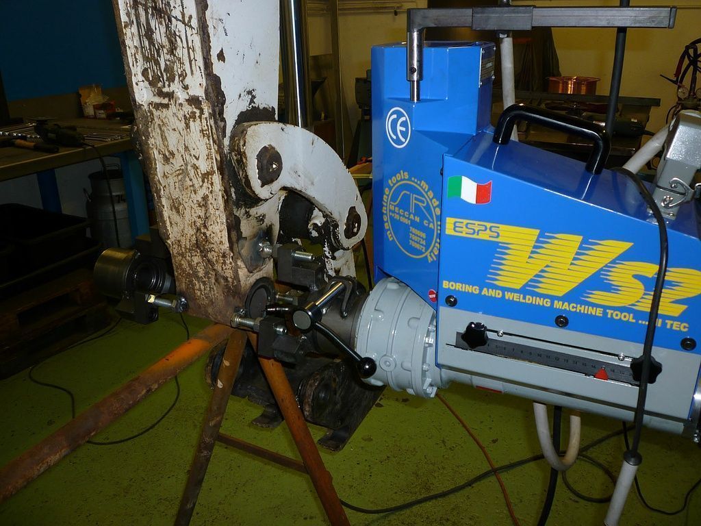 Im Folgenden zeigen wir Ihnen lebendige Eindrücke unserer Arbeit und unserer Fahrzeuge. Rufen Sie uns bei Fragen oder Anmerkungen gerne an.