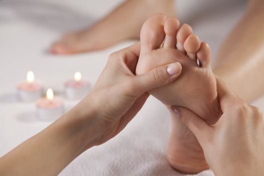 Massage des pieds - Lotus massages - Christine Delprato