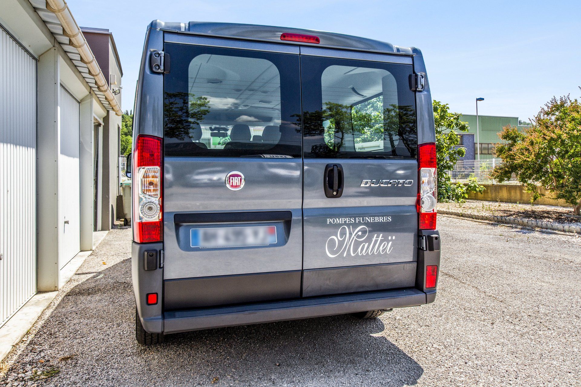 Véhicule funéraire