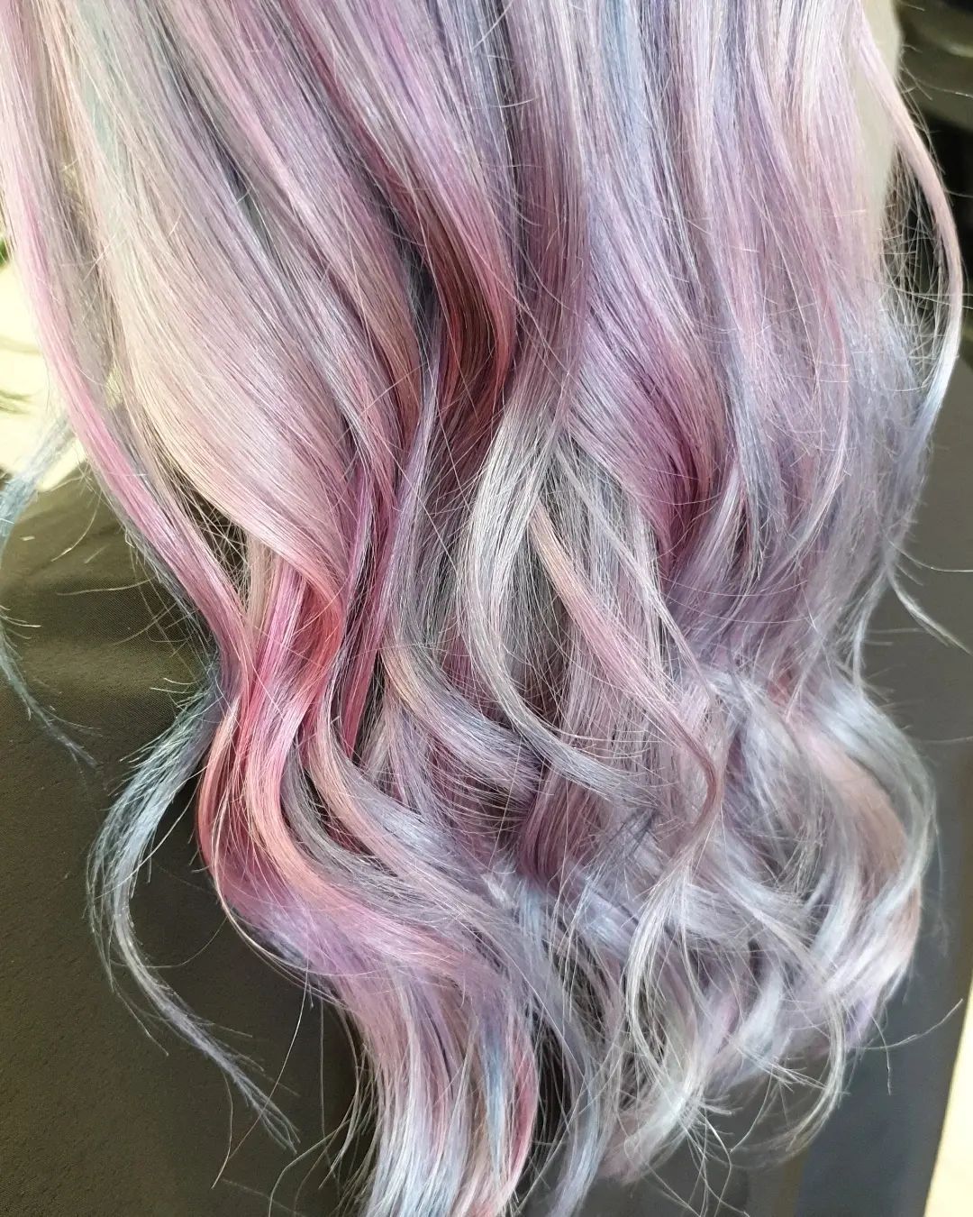 Salon de coiffure pour hommes, femmes et enfants à Chez-le-Bart - EVASION Coiffure