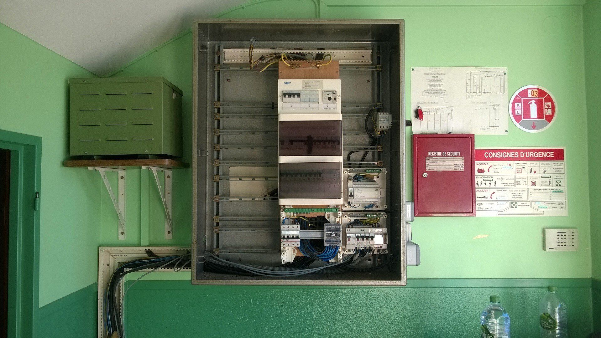 Remplacement tableau école avant