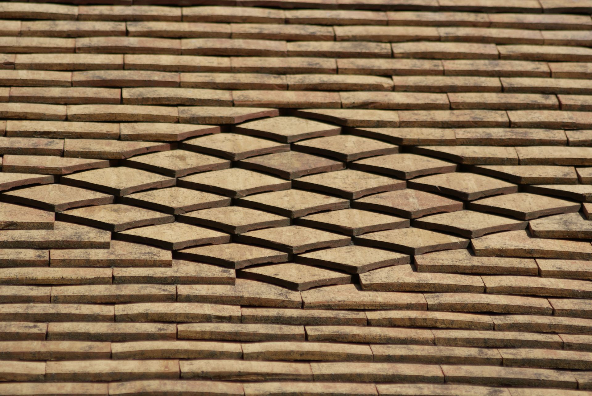 Création d'un ornement sur une toiture de Palaiseau