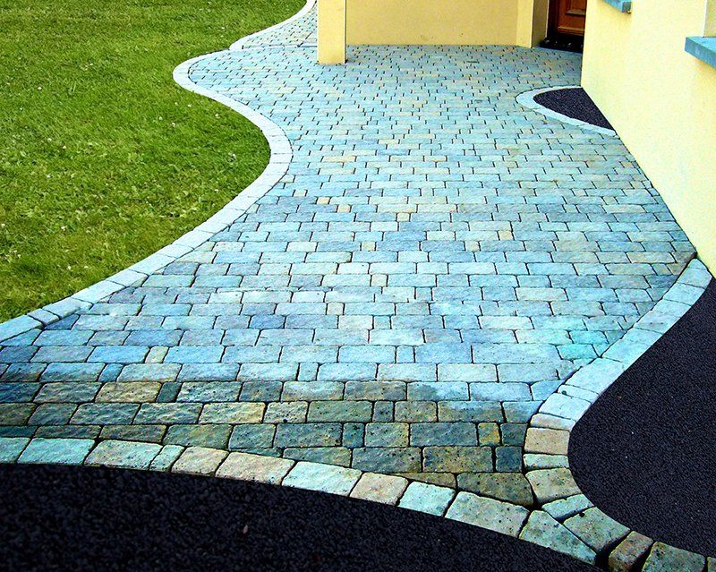 Entrée de maison pavée