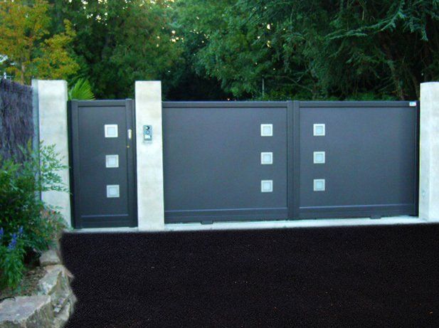 Porte et portail design noir