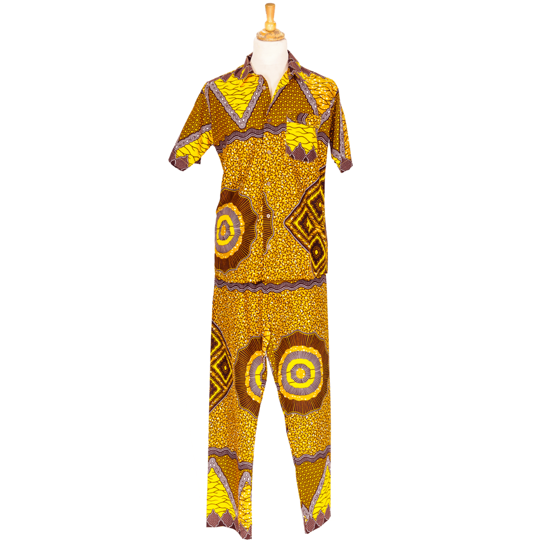 Ensemble dans les tons orangés